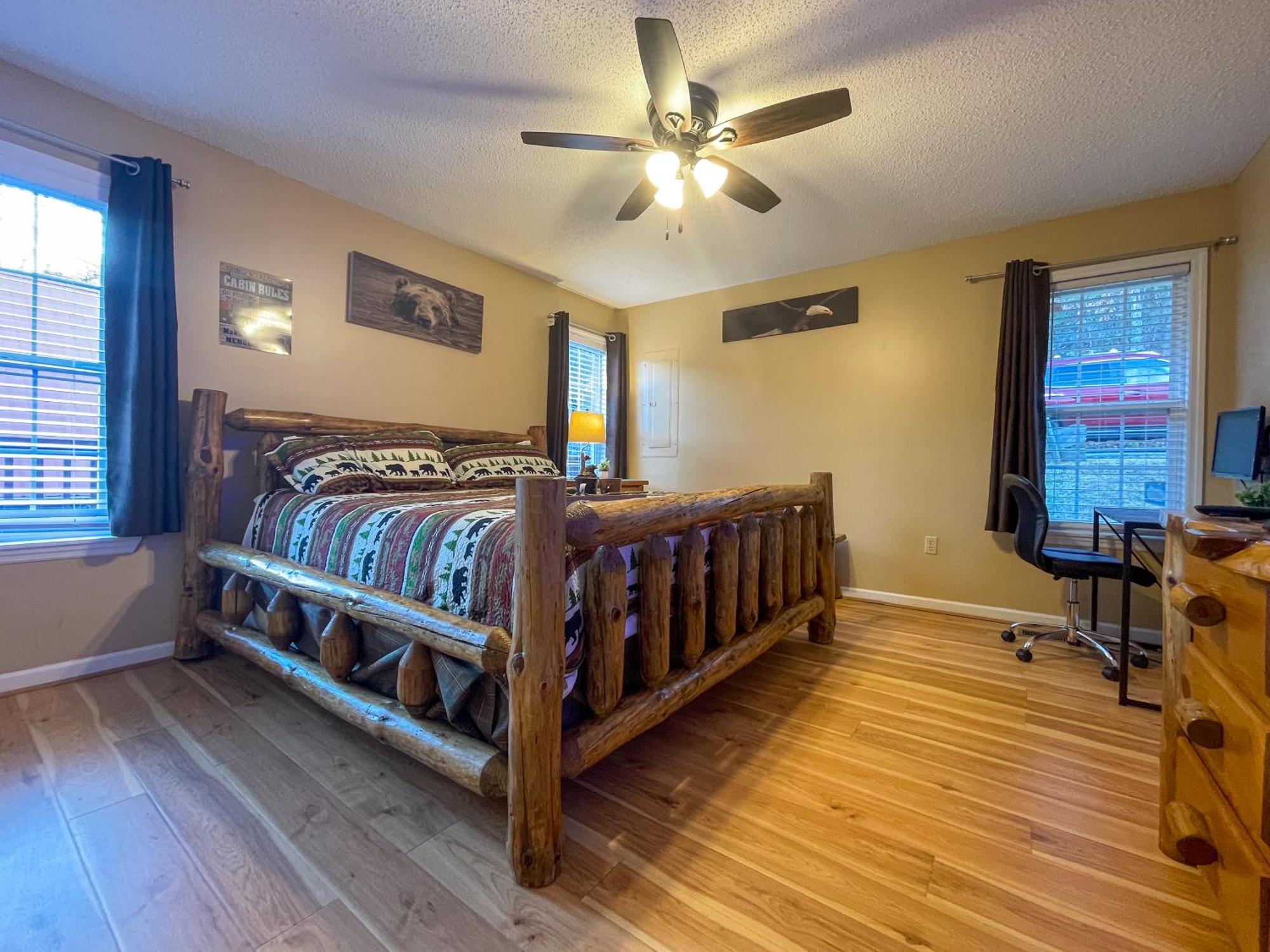 Heavenly View - Bear Themed Cabin, Hottub, Dog-Friendly, Near Gatlinburg Bagian luar foto